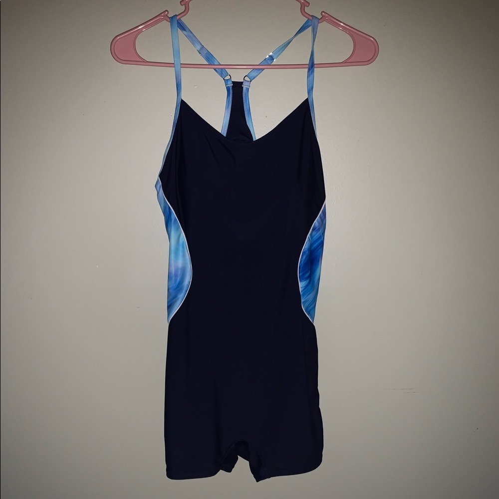 One piece swimwear
